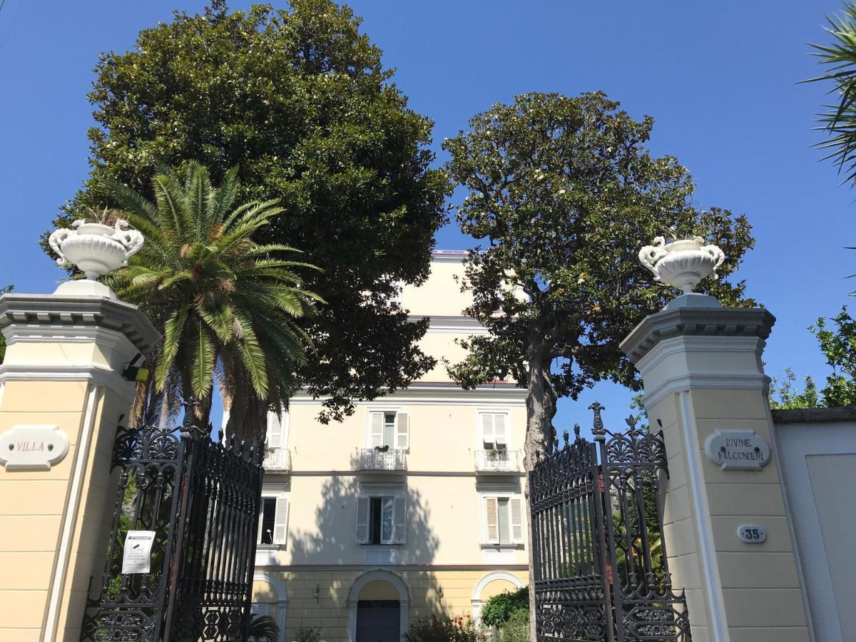 Villa Falconieri Sorrento Suite Сант'Анджелло Экстерьер фото