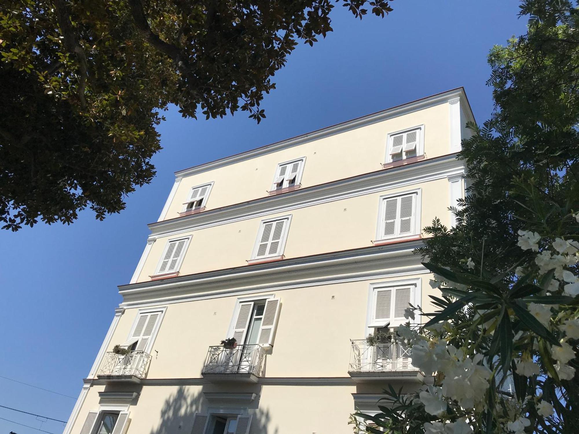 Villa Falconieri Sorrento Suite Сант'Анджелло Экстерьер фото