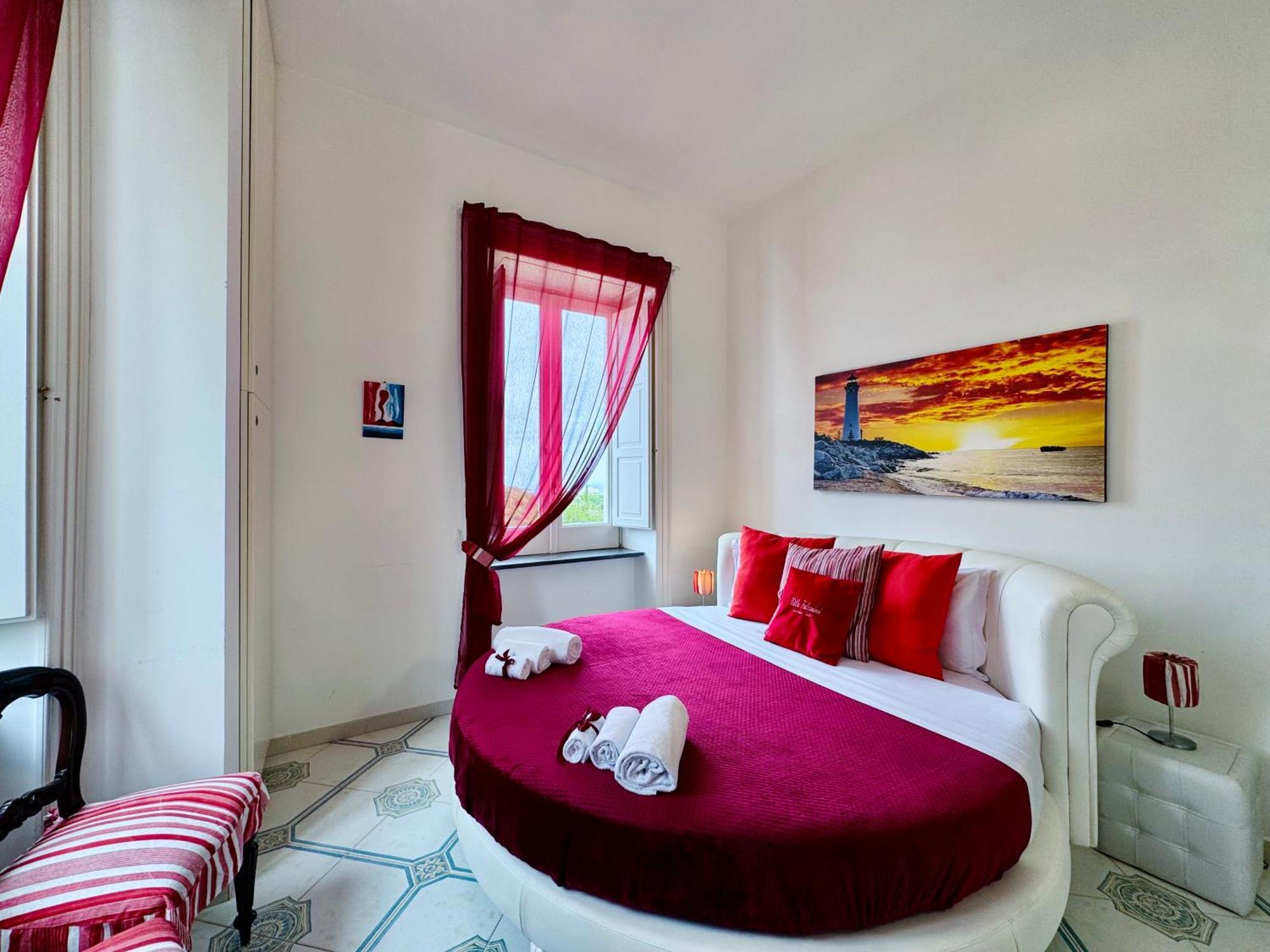 Villa Falconieri Sorrento Suite Сант'Анджелло Экстерьер фото